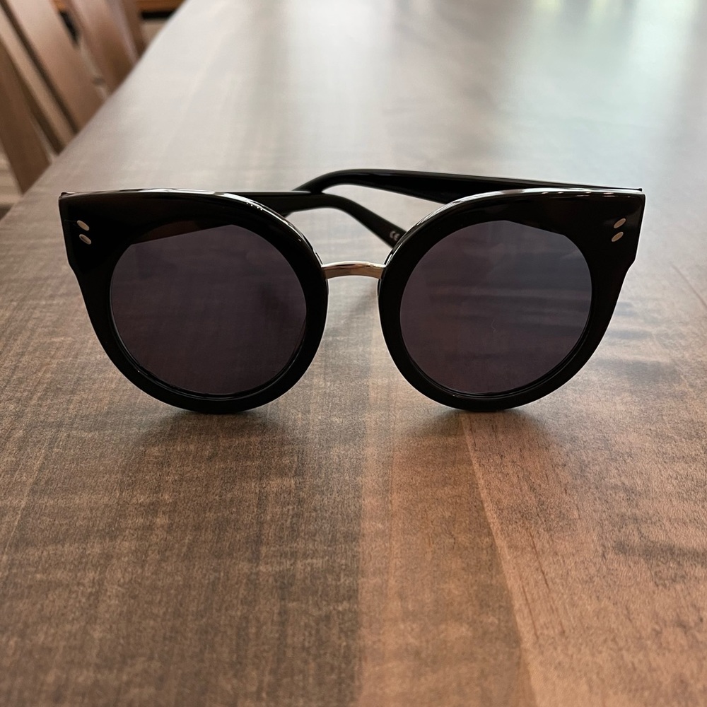 STELLA MCCARTNEY CAT EYE SUNGLASSES
